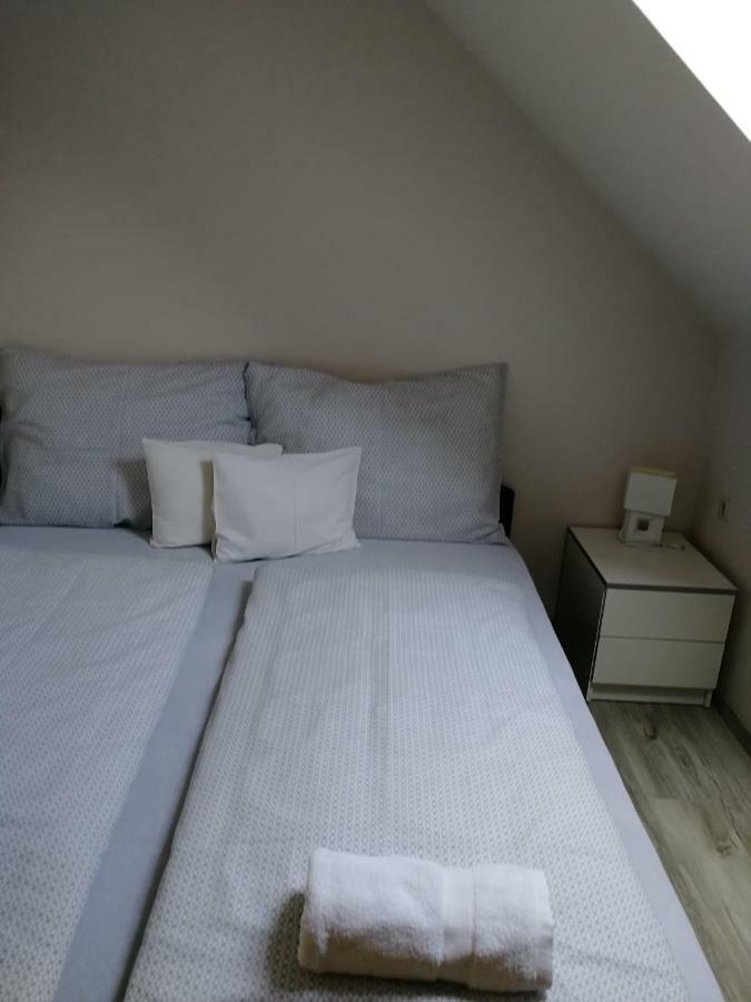 Ovar Apartman Mosonmagyarovar Ngoại thất bức ảnh