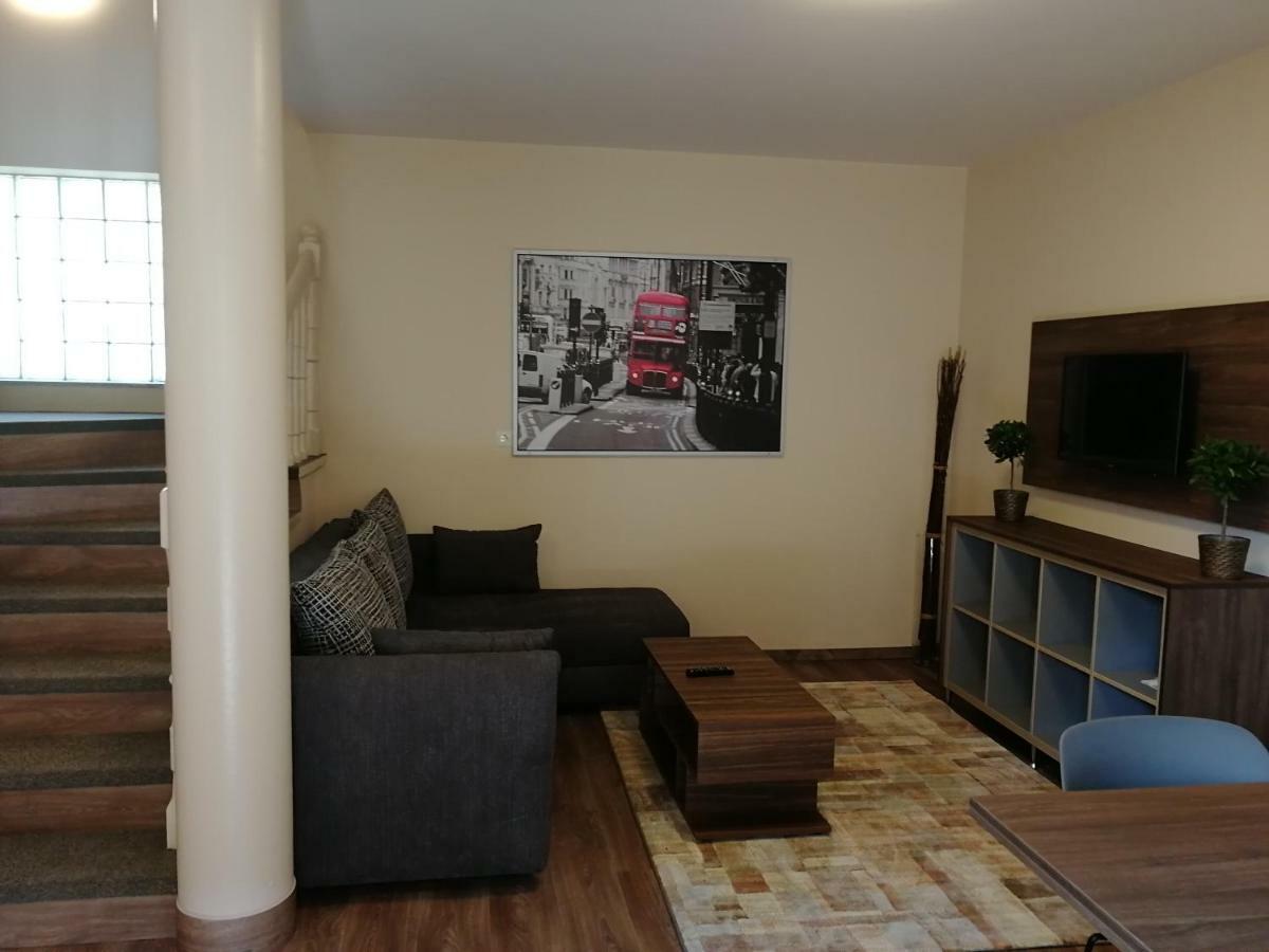 Ovar Apartman Mosonmagyarovar Ngoại thất bức ảnh