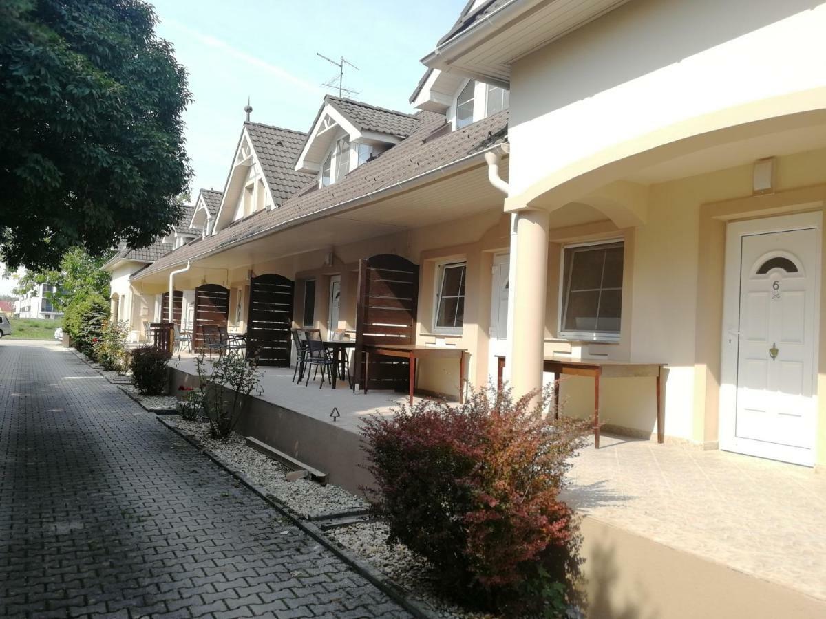 Ovar Apartman Mosonmagyarovar Ngoại thất bức ảnh
